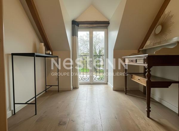 RARE ! Maison en pierres Elven centre avec vie de plain pied et plus de 800 m² de terrain