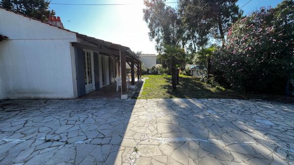 Maison Ronce les Bains 3 chambres quartier calme double garage