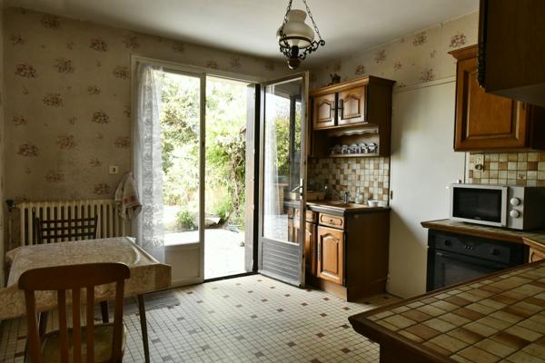 Lormont (33310) Maison 90 m² avec grand terrain 2 400 m² et dépendances – Lormont