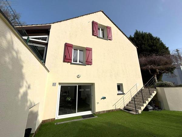 Pavillon à vendre à Bagneaux-sur-Loing en Seine-et-Marne (77167), ref : 152