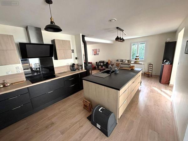Pavillon à vendre à Bagneaux-sur-Loing en Seine-et-Marne (77167), ref : 152