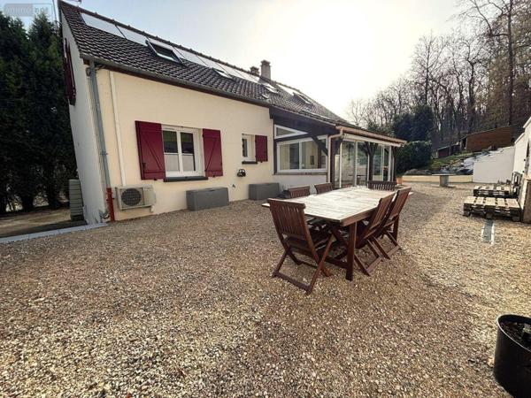 Pavillon à vendre à Bagneaux-sur-Loing en Seine-et-Marne (77167), ref : 152