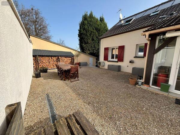 Pavillon à vendre à Bagneaux-sur-Loing en Seine-et-Marne (77167), ref : 152