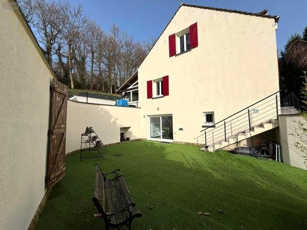 Pavillon à vendre à Bagneaux-sur-Loing en Seine-et-Marne (77167), ref : 152