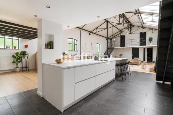 Maison
         7 pièces
        - 270 m² Bien prestige 449 000 € *