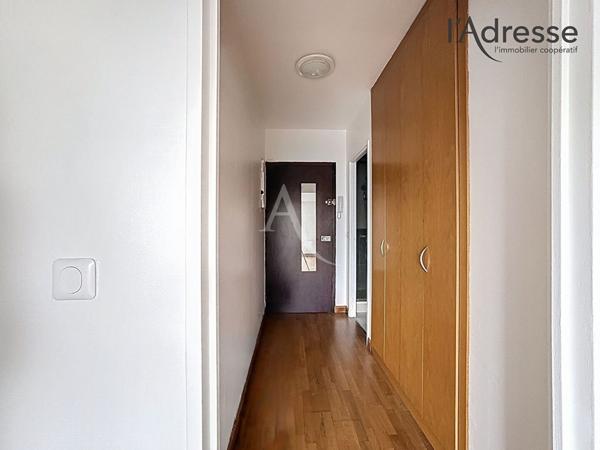 PUTEAUX/Colline Studio 26 m² avec balcon