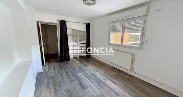 À vendre Appartement 4 pièces 101.49 m² - Lisieux 14100