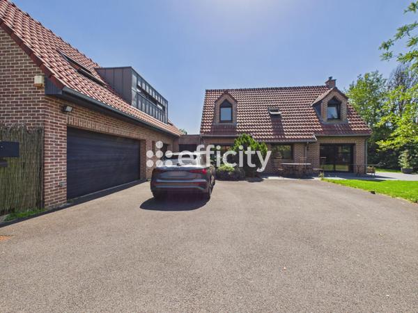Maison
         7 pièces
        - 230 m² Bien prestige 730 000 € *