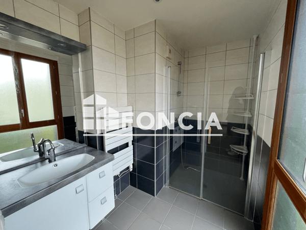 Location Appartement 2 pièces 50 m² - 15 BOULEVARD DE LA CHARITÉ Caen 14000