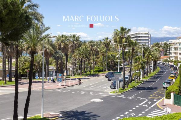 CANNES – Croisette – Port Canto.