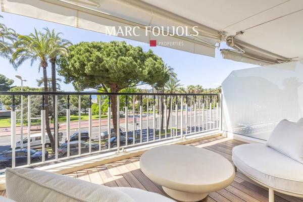 CANNES – Croisette – Port Canto.