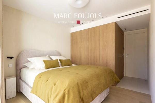 CANNES – Croisette – Port Canto.