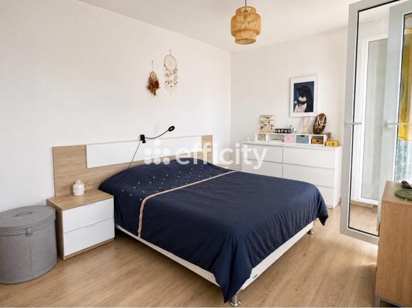 Appartement
         3 pièces
        - 66 m² 346 500 € *