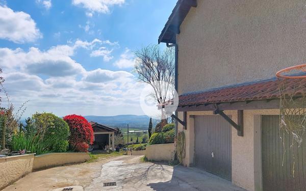 Maison à vendre    5 pièces •  Saint-Sorlin