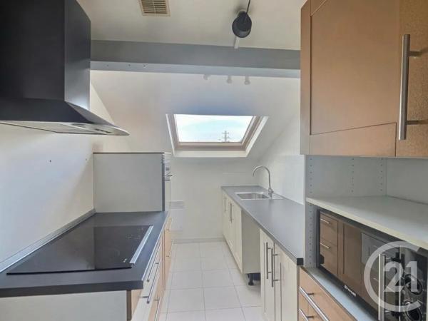 Appartement F3 à vendre  3 pièces - 38 m 2   AULNAY SOUS BOIS  - 93