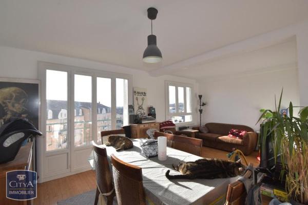 Appartement à louer 4 pièces 61.24m²