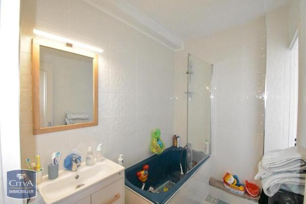 Appartement à louer 4 pièces 61.24m²