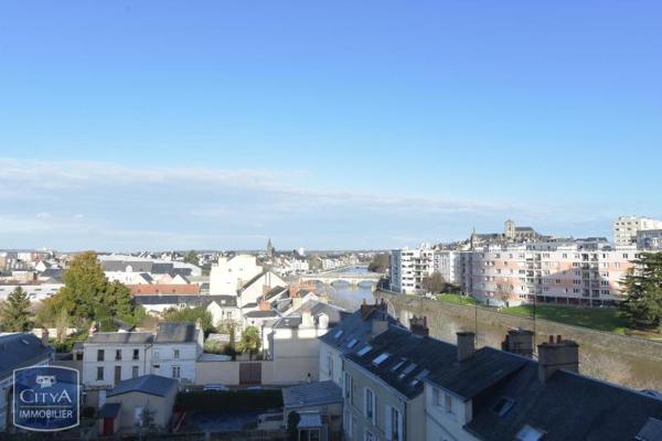 Appartement à louer 4 pièces 61.24m²