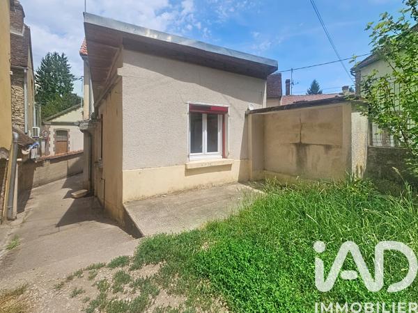 Location maison 2 pièces 46 m² Saint-Julien-du-Sault