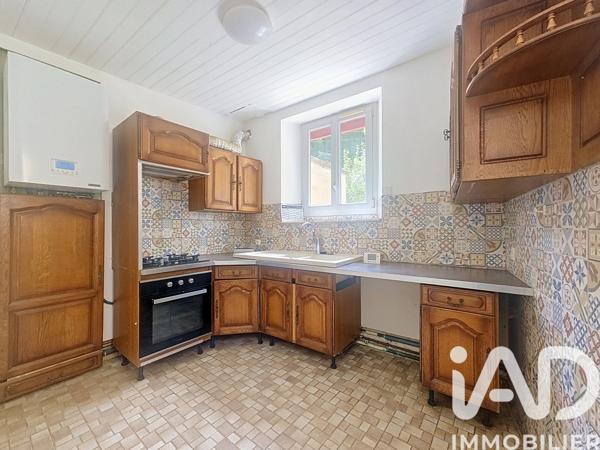 Location maison 2 pièces 46 m² Saint-Julien-du-Sault