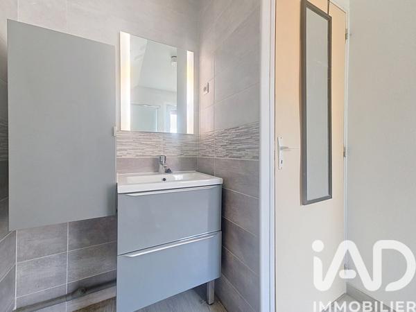 Location maison 2 pièces 46 m² Saint-Julien-du-Sault