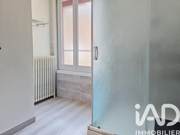 Location maison 2 pièces 46 m² Saint-Julien-du-Sault