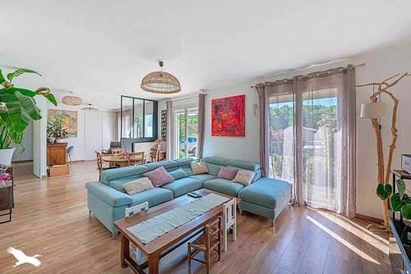 Maison à vendre |  Le Pian-Médoc |  6 pièces | 120 m²