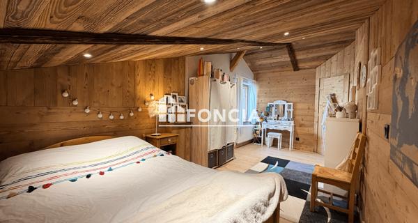 À vendre Maison 4 pièces 135.52 m² - Les Carroz D'araches 74300