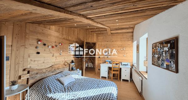 À vendre Maison 4 pièces 135.52 m² - Les Carroz D'araches 74300