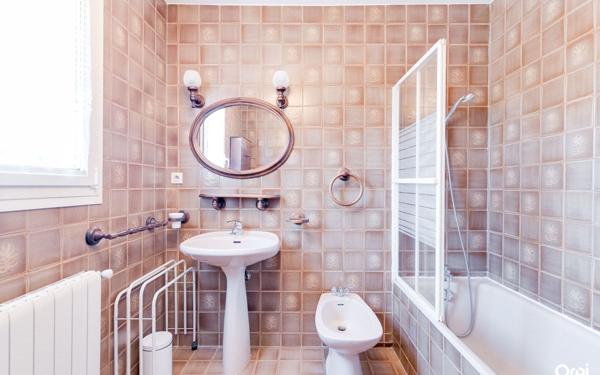 Maison à vendre    5 pièces • 189 m2 Aubagne