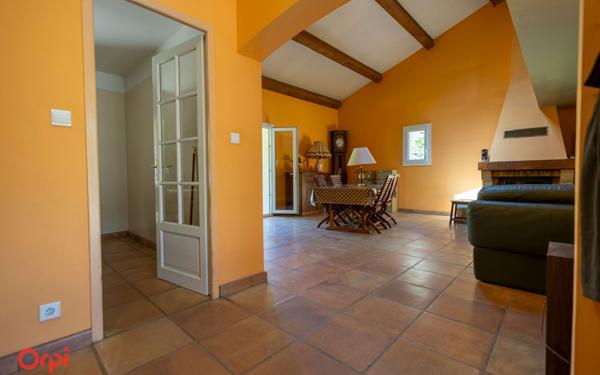 Maison à vendre    5 pièces •  Lentilly