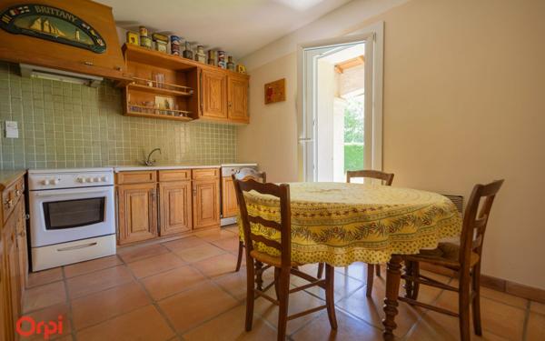 Maison à vendre    5 pièces •  Lentilly