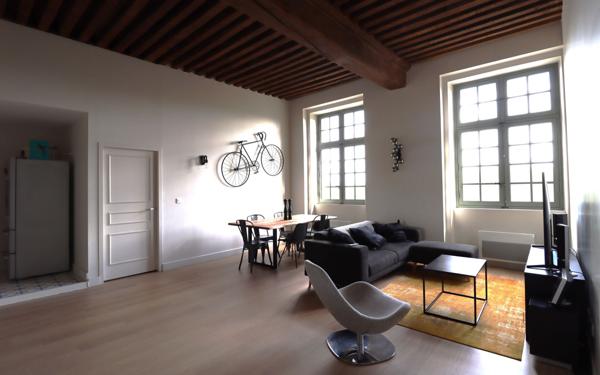 Appartement à louer    3 pièces • 85,41 m2 Mâcon