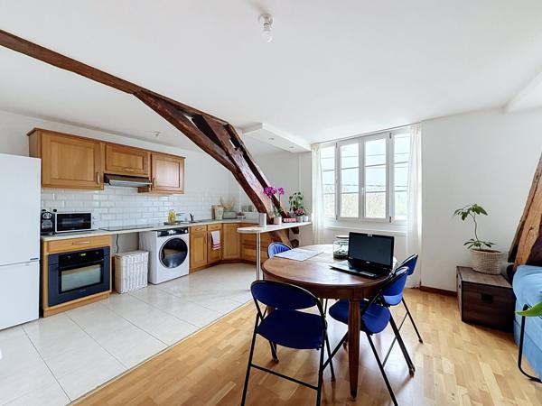 Appartement
         3 pièces
        - 67 m² 160 000 €*