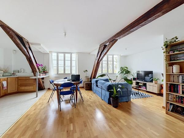 Appartement
         3 pièces
        - 67 m² 160 000 €*