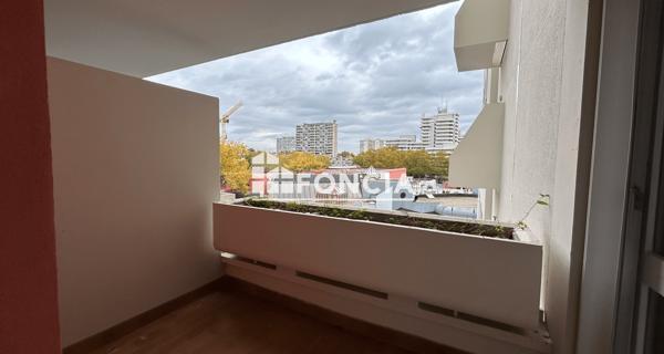 Location Appartement 2 pièces 60.54 m² - Villeurbanne 69100