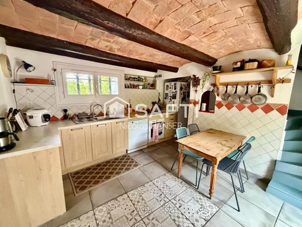 Maison de charme familiale en pierre avec vue panoramique
