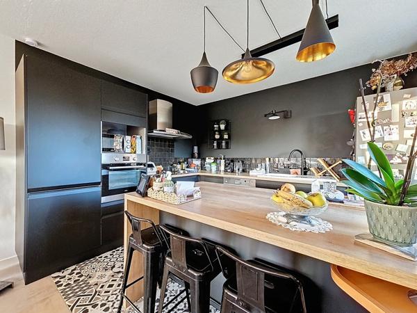 Appartement dernier étage avec balcon