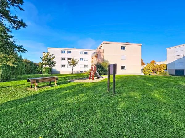 Appartement dernier étage avec balcon