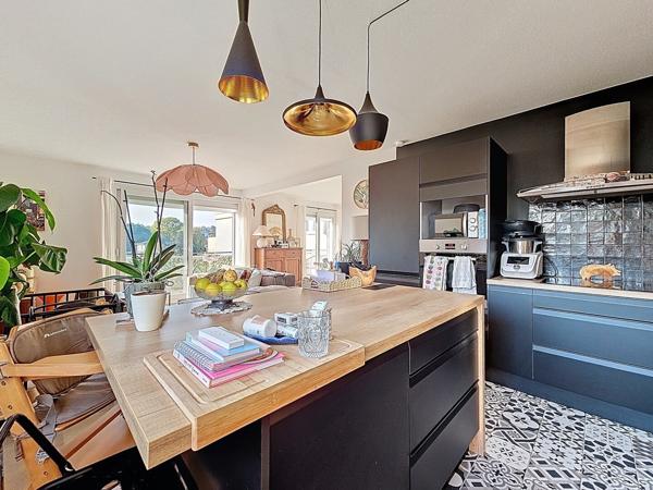 Appartement dernier étage avec balcon