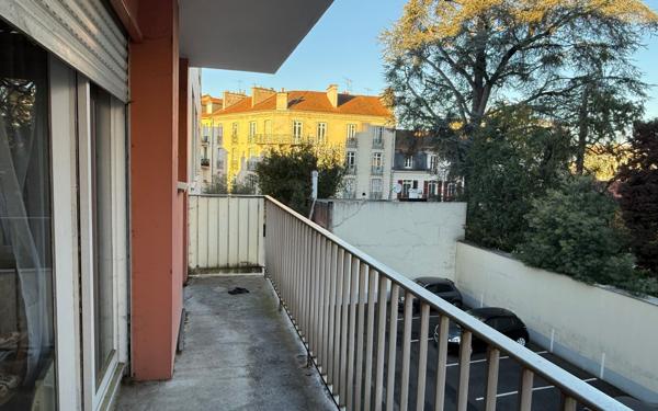 Appartement à vendre    2 pièces •  Pau