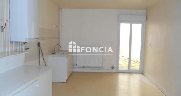 Location Appartement 2 pièces 74.94 m² - Romans-sur-isère 26100