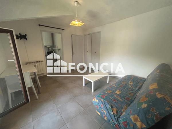 Location Studio meublé 20.45 m² - 1 RUE DES ABEILLES APPT 11 Digne-les-bains 04000
