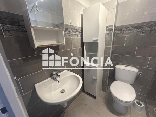 Location Studio meublé 20.45 m² - 1 RUE DES ABEILLES APPT 11 Digne-les-bains 04000