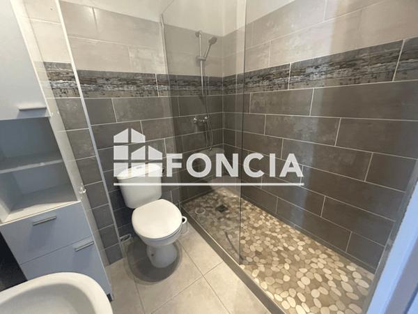 Location Studio meublé 20.45 m² - 1 RUE DES ABEILLES APPT 11 Digne-les-bains 04000