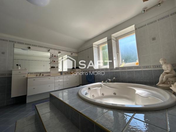 Élégante maison de maître avec prestations haut de gamme