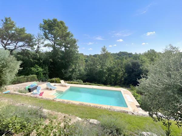 Villa Aurore – Plain-pied au calme avec piscine et nature