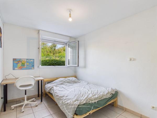 T3 avec terrasse et parking – Investissement locatif sécurisé à Grigny (69520)