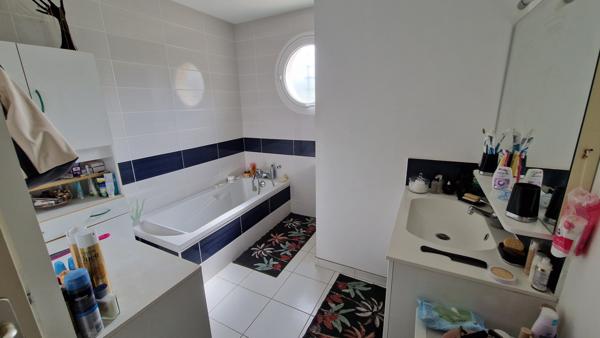 Magnifique Maison Moderne à Cérans foulletourte