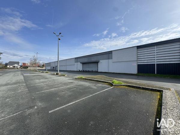Boutique/Local commercial à vendre 1 070 m² Mirebeau